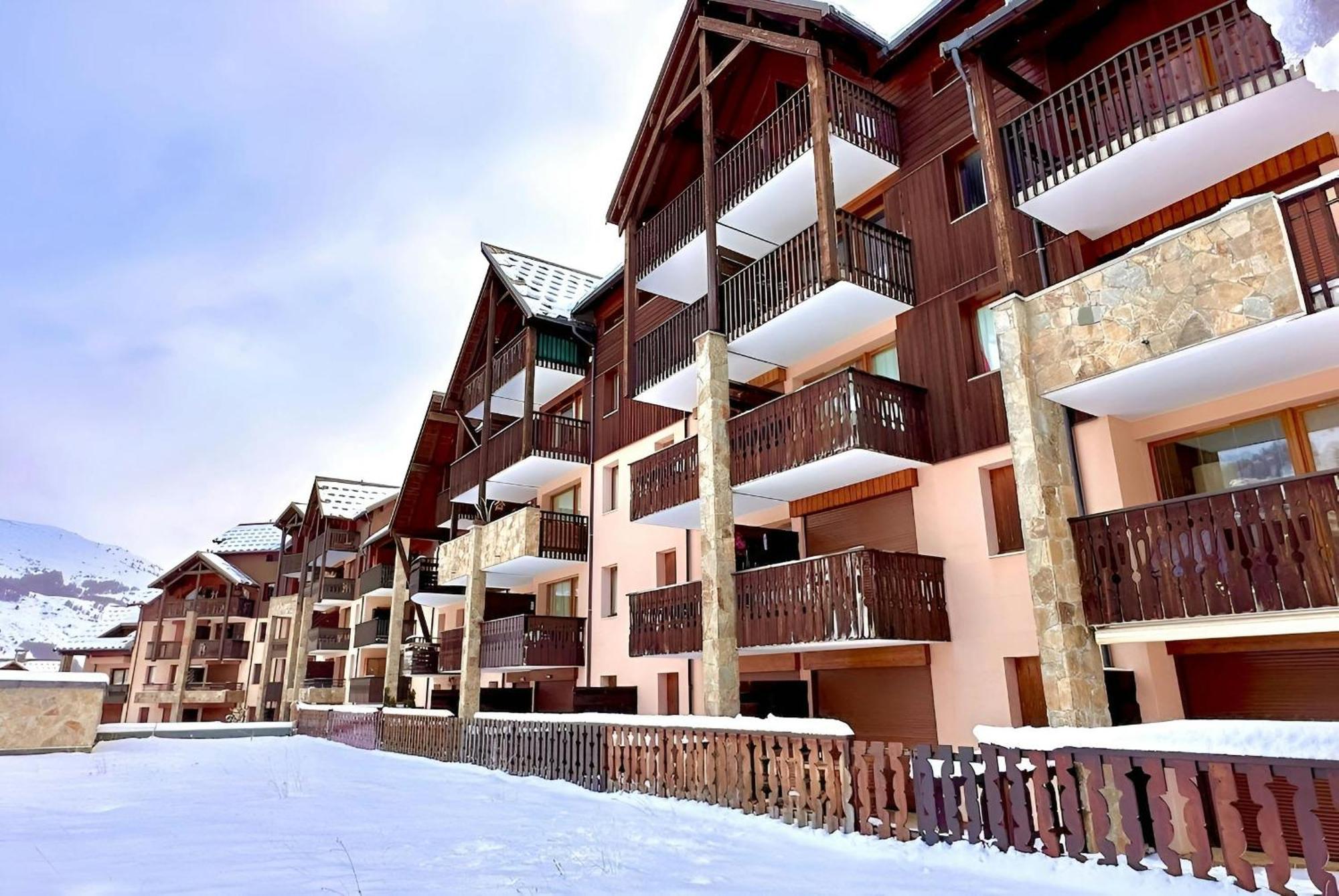 바르스 Casa-Amelie Terrace With View And Parking 아파트 외부 사진